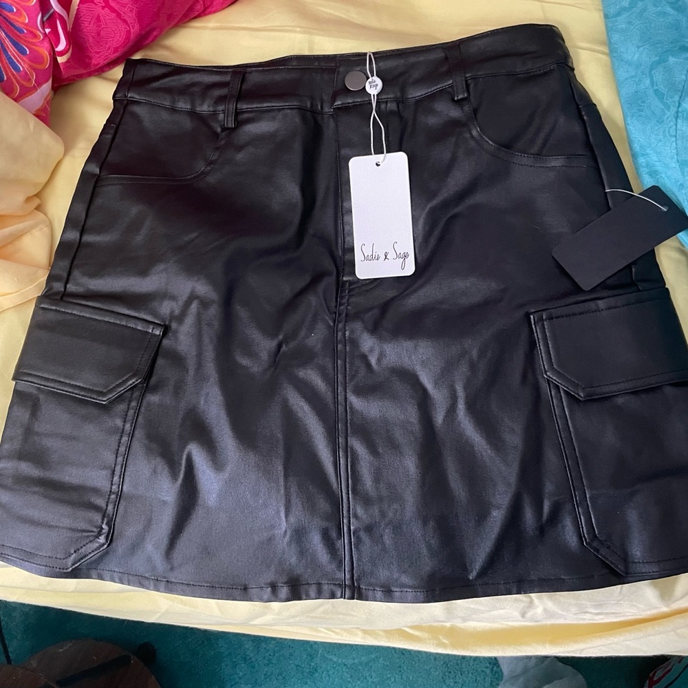 Sadie & Sage Black Faux Leather Mini But Mighty Women's Skirt NWT